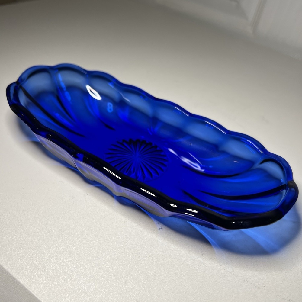 Vintage Anchor Hocking Cobalt Blue Glass 8" Banana Split Dessert Dish